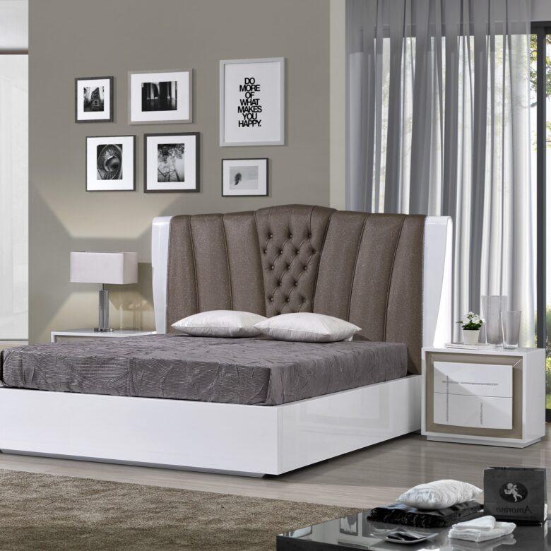 Quarto moderno com cama estofada e decoração elegante