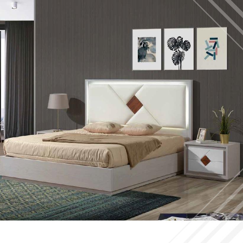 VISÃO 02c Quarto moderno com cama e mesa de cabeceira