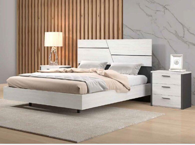 Quarto moderno com cama e mesas de cabeceira