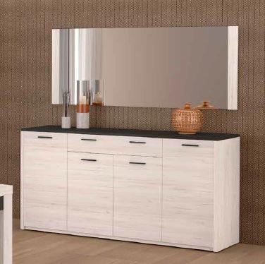 Aparador moderno com espelho grande decorativo