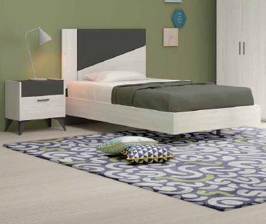 Quarto moderno com cama e mesa-de-cabeceira